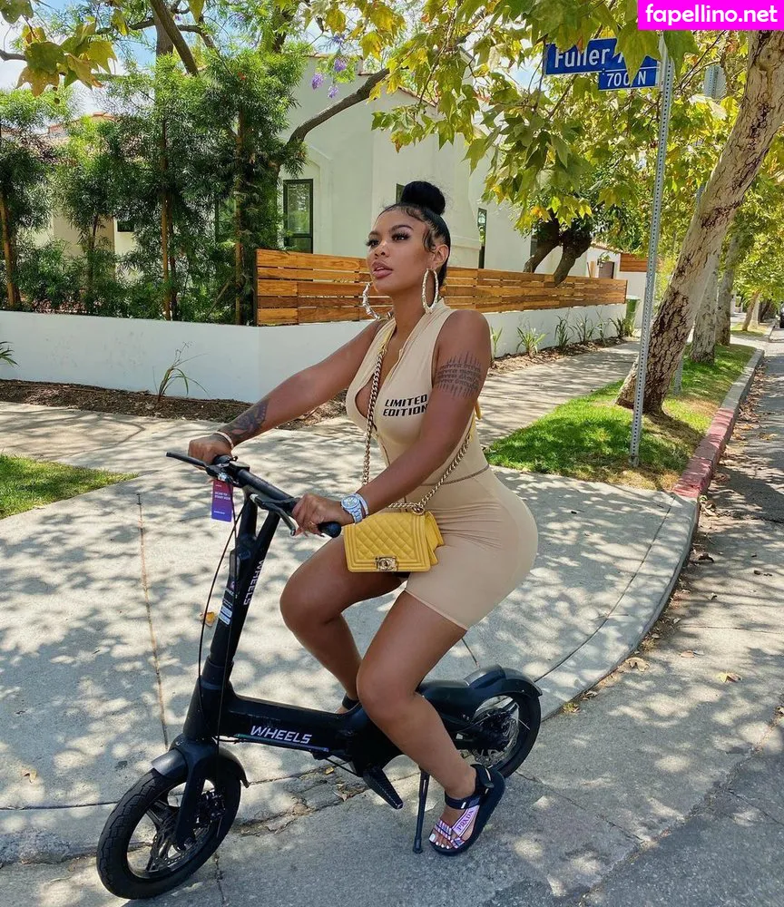 Taylor Hing, chinesekitty, therealchinesekitty Nude Leaked OnlyFans Photo #yWJqfa5gLy