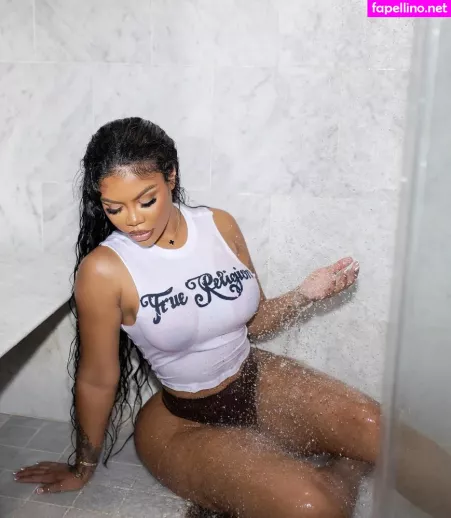 Chinesekitty OnlyFans Thumbnail #FrgPzfXPxS