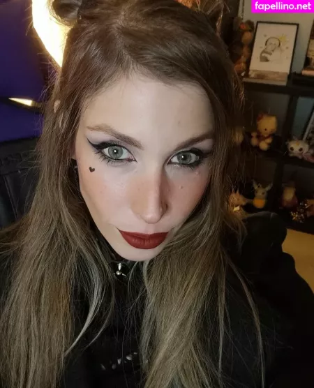 Chio Uyuni OnlyFans Thumbnail #0KZ3GvJ405