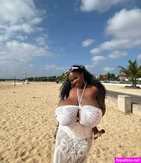 Chioma Lov OnlyFans Thumbnail #KhKx6ENx7Y