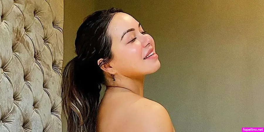 Chiquis Rivera OnlyFans Thumbnail #9MkR8yVFLz