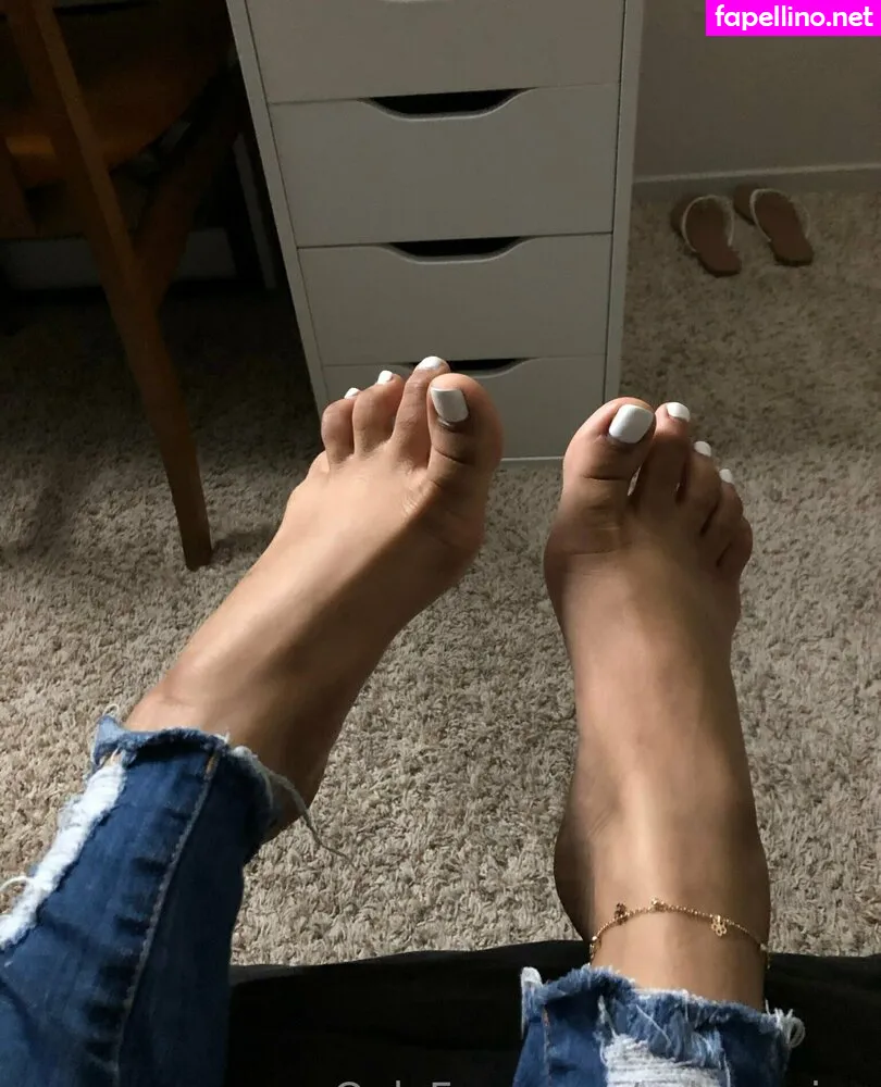 chiquita_avotera, chiquitatoes Nude Leaked OnlyFans Photo #ctbWYIkY01