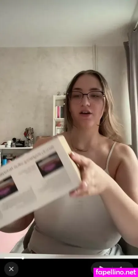 Chiri Francesca OnlyFans Thumbnail #EsZ4MG8IBX