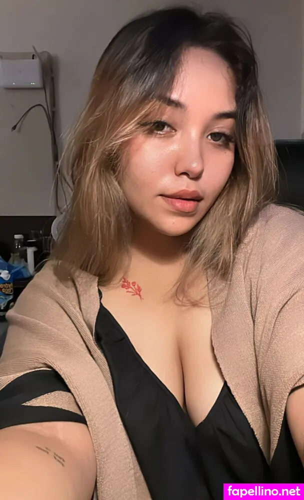 ChizzCakeee, chizzcakeee0107, lavalunya Nude Leaked OnlyFans Photo #TUZnRtiOWb