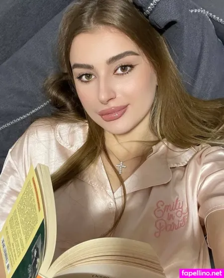 Chllooee OnlyFans Thumbnail #9YeT8k50Vv