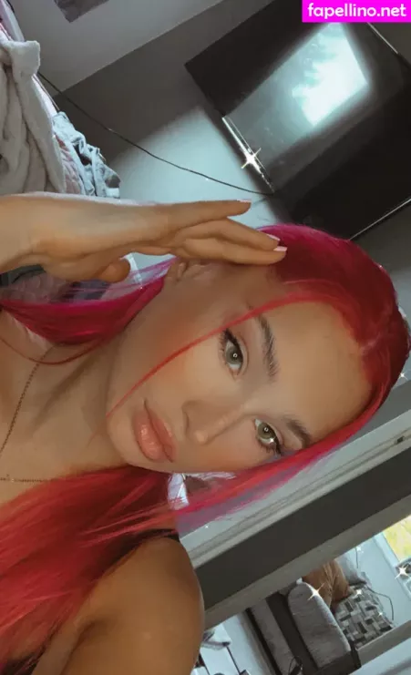 Chlo Marsh OnlyFans Thumbnail #YF8kypUr4F