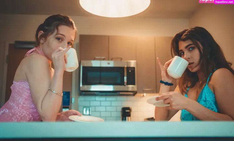 Chlobodyyy OnlyFans Thumbnail #mERU24jwkS