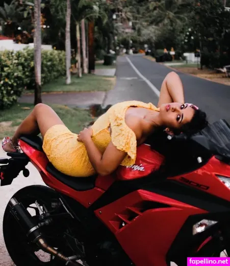 Chloe Alexander OnlyFans Thumbnail #FvK6nb69Cc