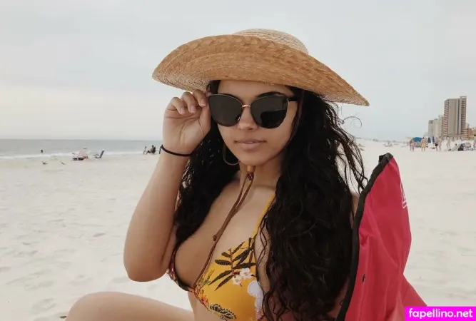 Chloe Alexander OnlyFans Thumbnail #Vzg6TuOQot