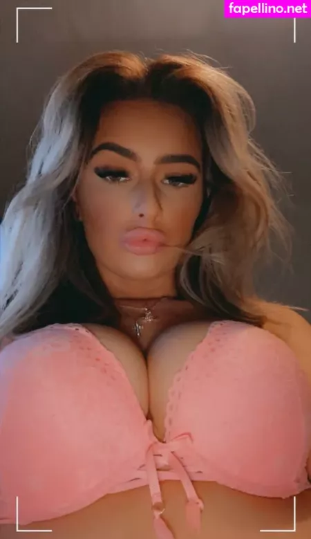Chloe Allen OnlyFans Thumbnail #V5Eor8EHQq