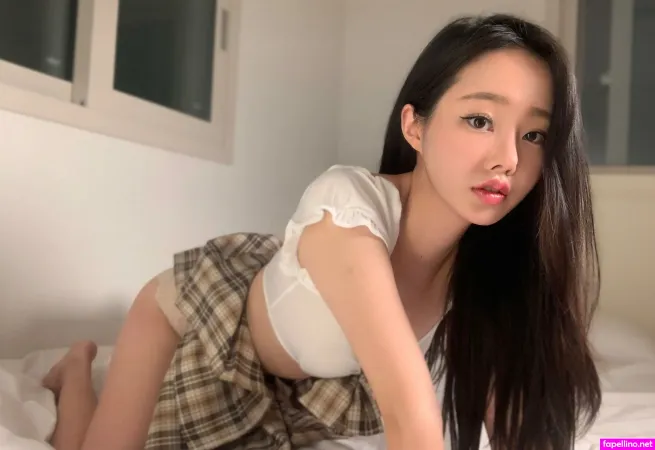 Chloe Amelie Kim OnlyFans Thumbnail #2qHRbTwIcq