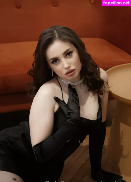 Chloe Babyone OnlyFans Thumbnail #d0FiidbGg1