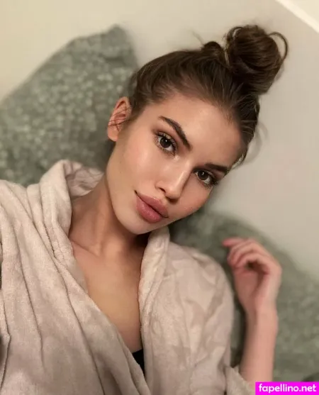 Chloe Barbie OnlyFans Thumbnail #G8ppG4vJbW