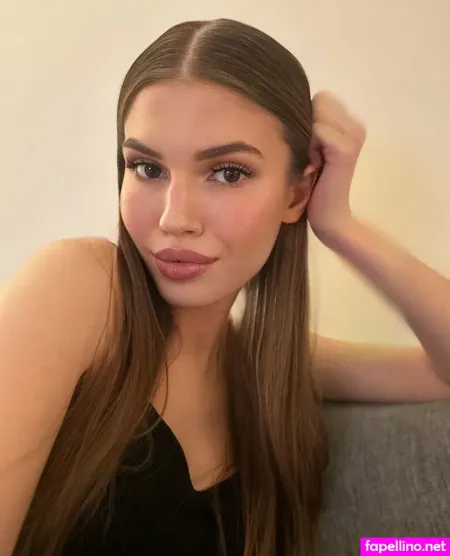 Chloe Barbie OnlyFans Thumbnail #HOmcdppy4s