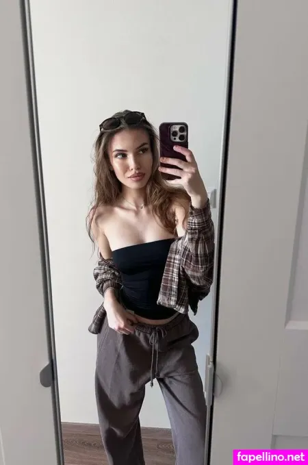 Chloe Barbie OnlyFans Thumbnail #v2z6XGAIC8