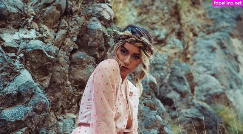 Chloe Bennet OnlyFans Thumbnail #BsZL2lMtKJ