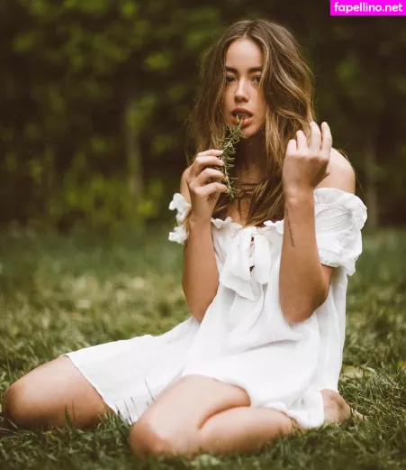 Chloe Bennet OnlyFans Thumbnail #jDcFRSNVp6