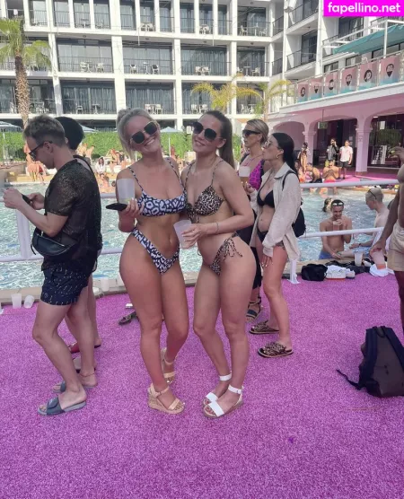 Chloe Burns OnlyFans Thumbnail #U4zfmu1Zkd