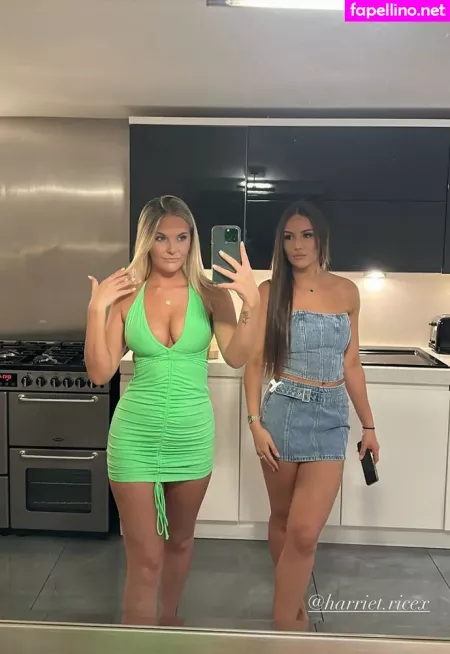 Chloe Burns OnlyFans Thumbnail #dRvm8rbrYk