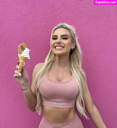Chloe Burrows OnlyFans Thumbnail #X5Qu8vnWvH