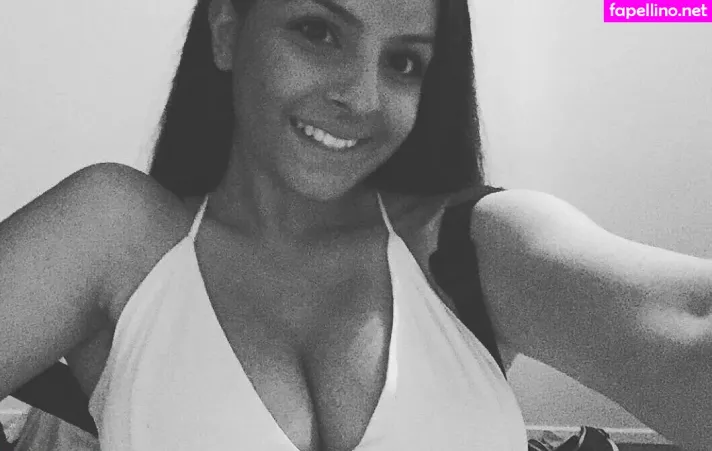 Chloe C OnlyFans Thumbnail #XUqg7yQP0V