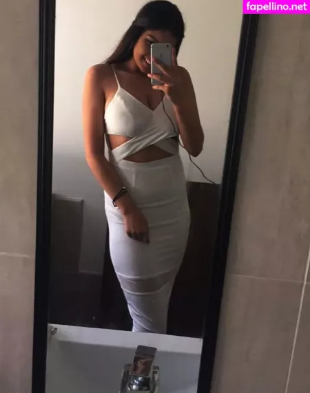 Chloe C OnlyFans Thumbnail #i3W9gR0dkA