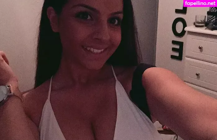 Chloe C OnlyFans Thumbnail #rYdLQrYkxI