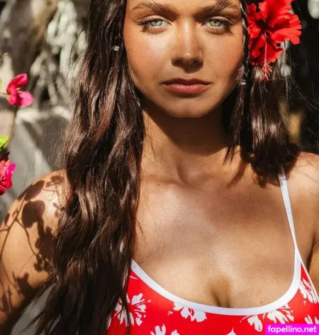 Chloe Campbell OnlyFans Thumbnail #bzAhxlbwoq