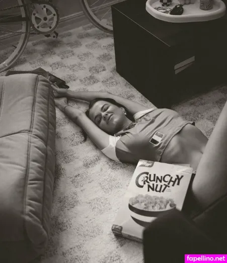 Chloe Campbell OnlyFans Thumbnail #oHYJ85iUBo