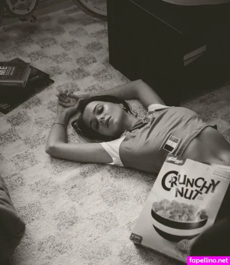 Chloe Campbell OnlyFans Thumbnail #oSoT2p63x9