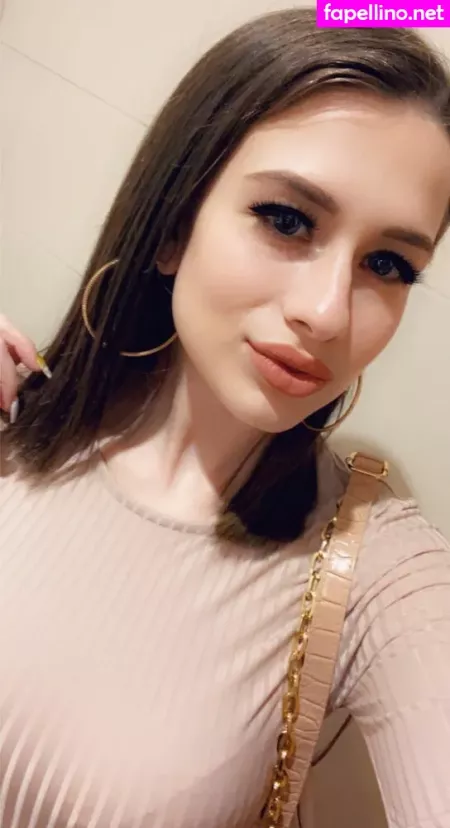 Chloe Carter OnlyFans Thumbnail #0pEo29MLwf