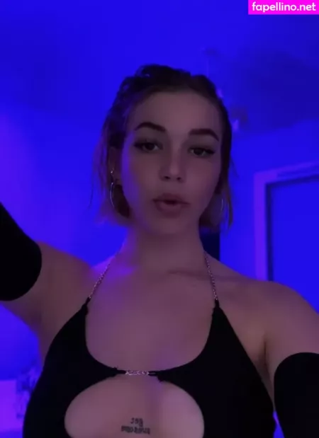 Chloe Catalano OnlyFans Thumbnail #9tZV4iJpdk