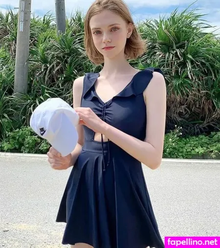 Chloe Chuu OnlyFans Thumbnail #yKG4i42jTy