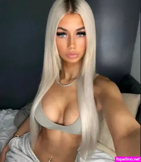 Chloe Collier 1 OnlyFans Thumbnail #DqGWrGxJw2