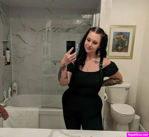 Chloe Comet OnlyFans Thumbnail #xORSAbYhXu