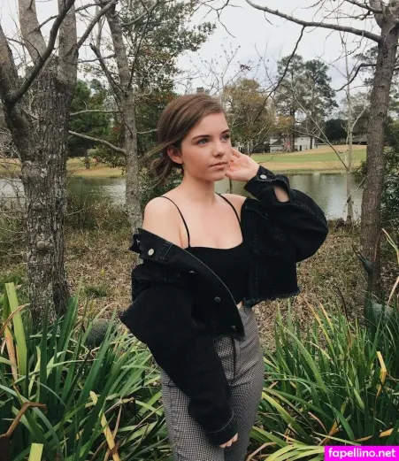 Chloe Csengery OnlyFans Thumbnail #rx3jCMkpOV