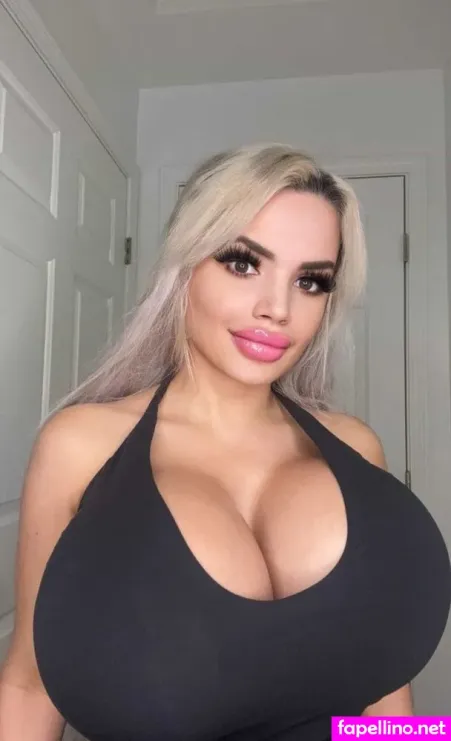 Chloe Da Model OnlyFans Thumbnail #BnUjdrTFyI