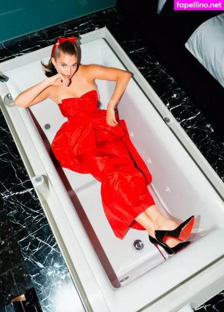 Chloe East OnlyFans Thumbnail #PthCfpRRyP