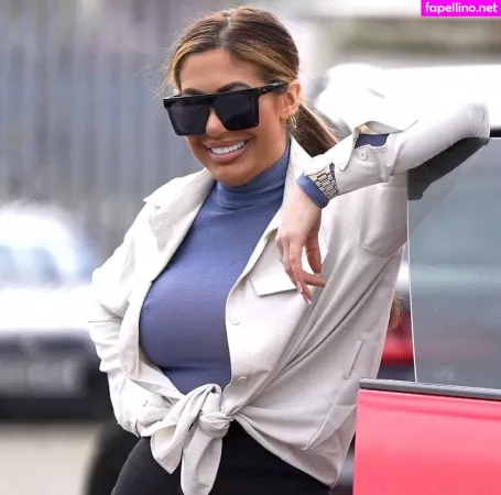 Chloe Ferry OnlyFans Thumbnail #EDJBA5ZcnX