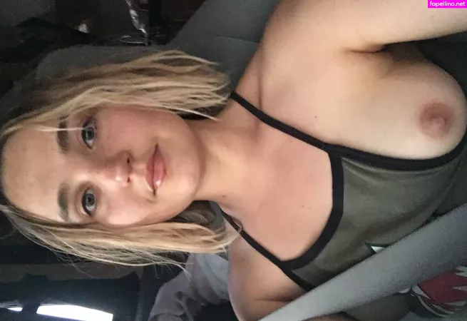Chloe Fineman OnlyFans Thumbnail #HbPI2TKewh