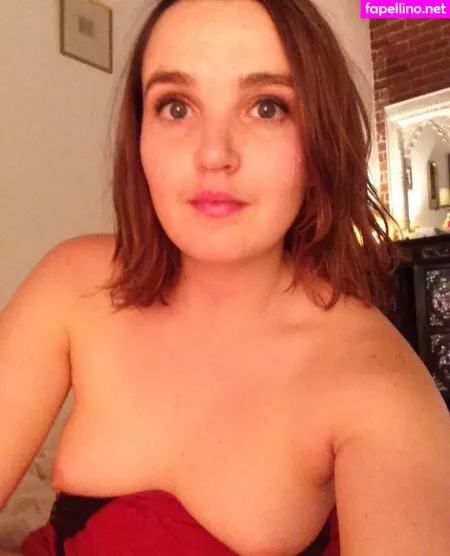 Chloe Fineman OnlyFans Thumbnail #TnCqyZmohQ