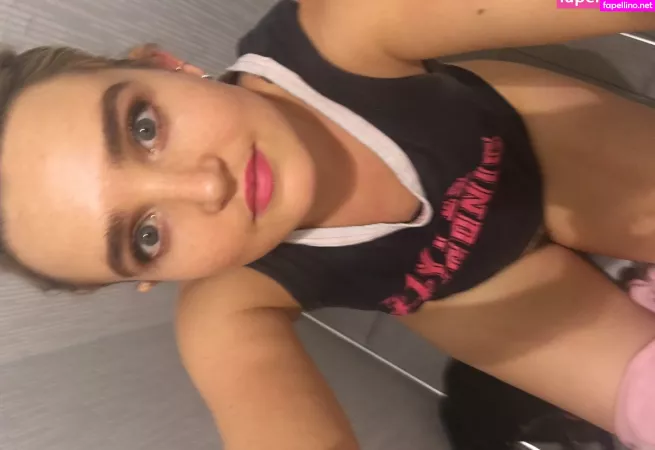 Chloe Fineman OnlyFans Thumbnail #ZxiGrZdgs3