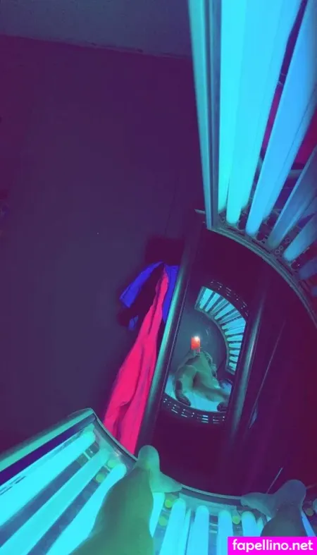 Chloe Floyd OnlyFans Thumbnail #4OEVgdqFHu