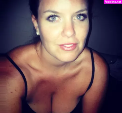 Chloe G OnlyFans Thumbnail #g3QS3wLzR8