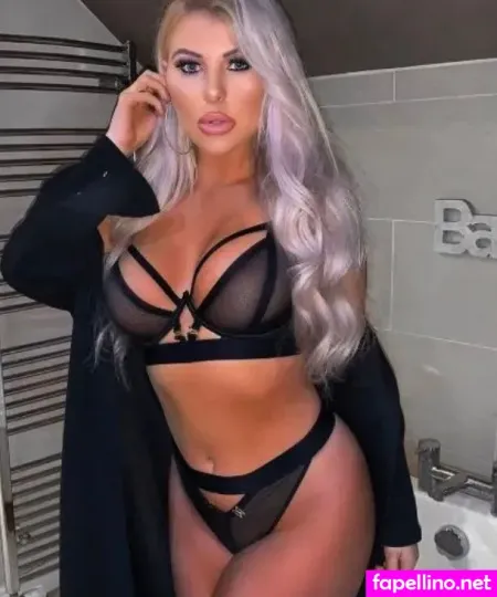 Chloe Gabrielle Chaloner OnlyFans Thumbnail #LW2SeKFIas