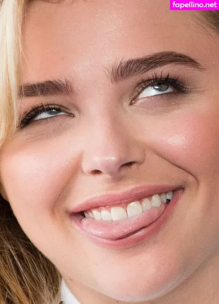 Chloe Grace Moretz OnlyFans Thumbnail #CLfm99CQfi