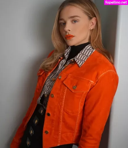 Chloe Grace Moretz OnlyFans Thumbnail #J1KpeyuL61