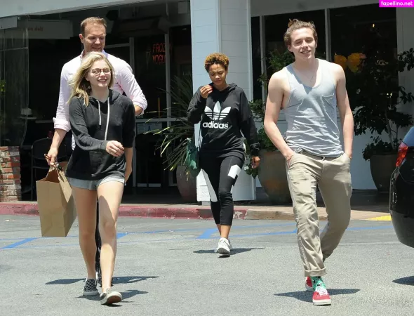 Chloe Grace Moretz OnlyFans Thumbnail #lFA9UTX9Yj