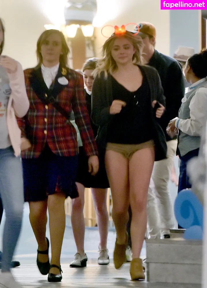 ChloeGMoretz Nude Leaked OnlyFans Photo #yzNQbIv5hS
