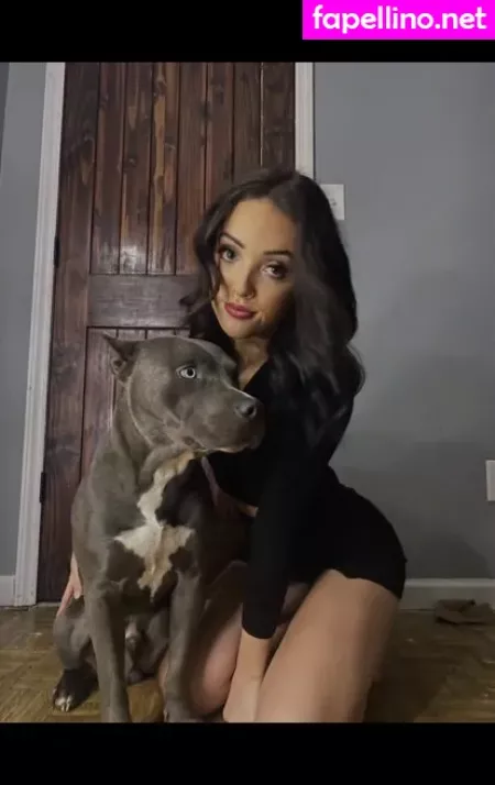 Chloe Grace OnlyFans Thumbnail #mF0J0l9xdq